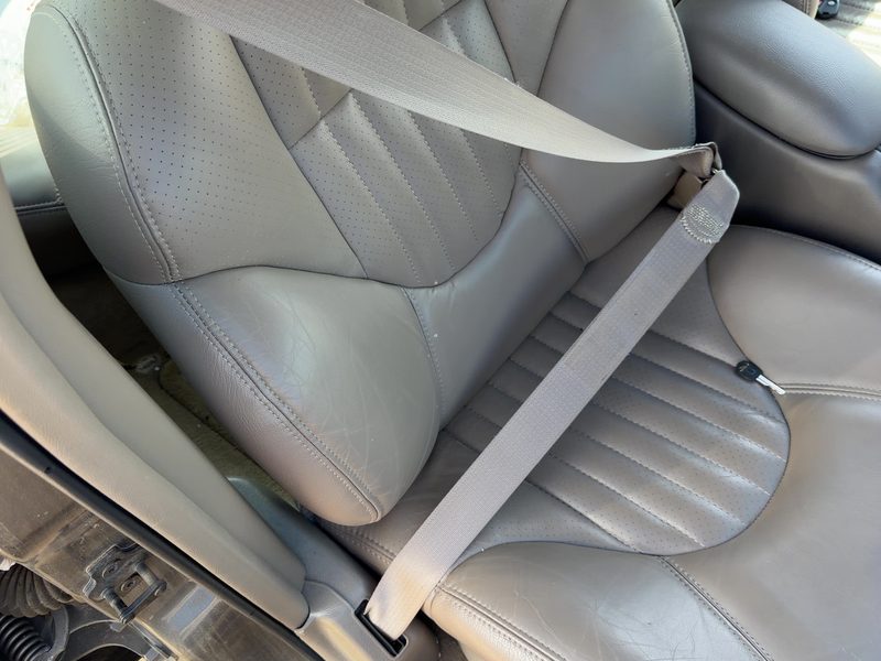 1999 Pontiac Bonneville (80 & Up) Front Seat Belt RH