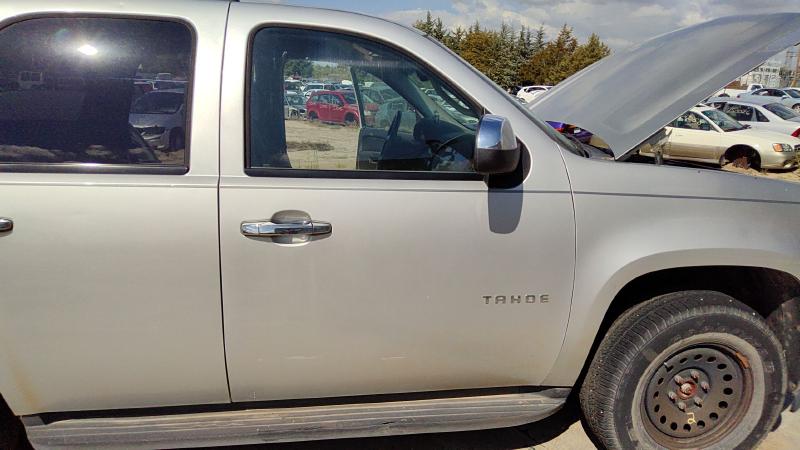 2007-2011 Chevrolet Tahoe Front Door RH