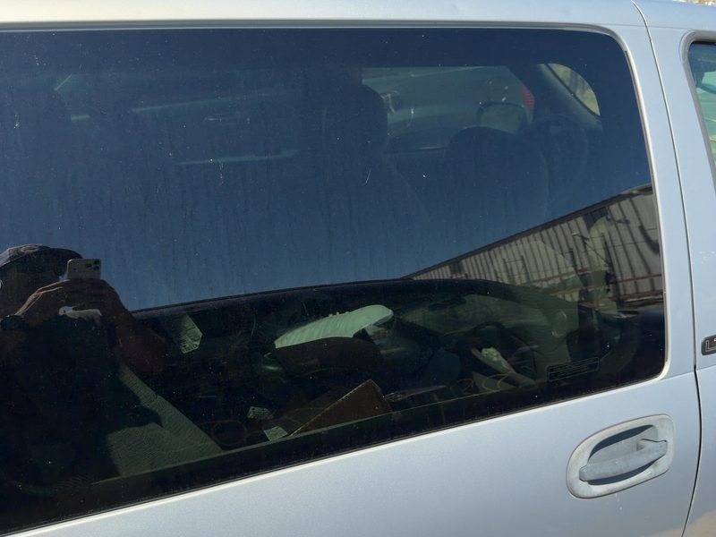 1997-2005 Chevrolet Venture Rear Door Glass/Window RH