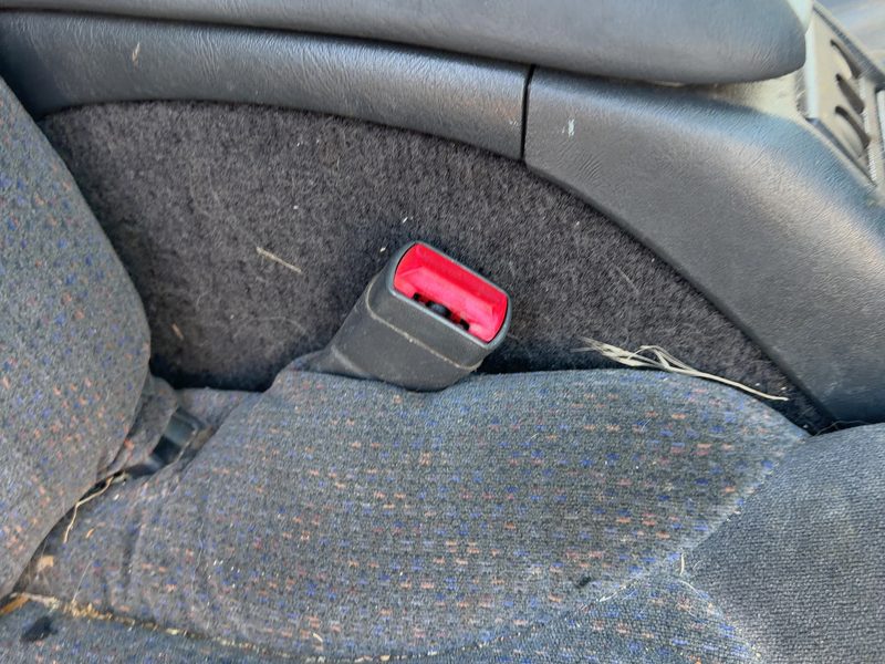 1998-2003 Blazer S10/jimmy S15 Front Seat Belt RH