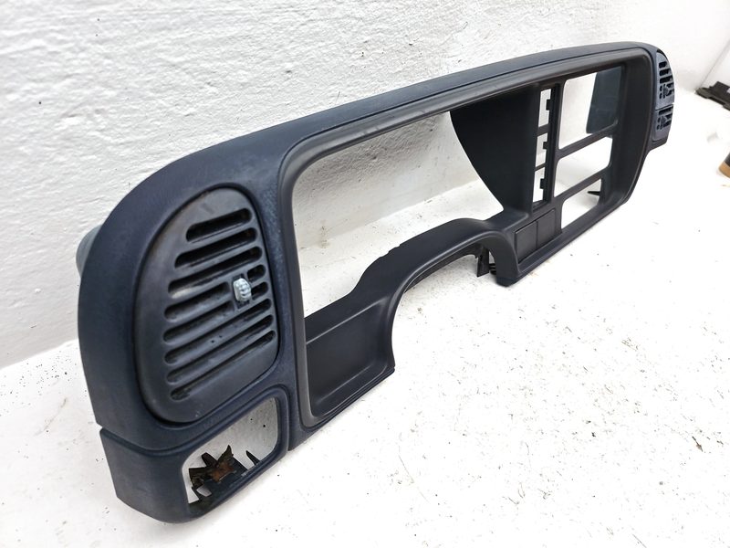 1997-1999 Chevrolet Pickup 1500 Series Dash Panel