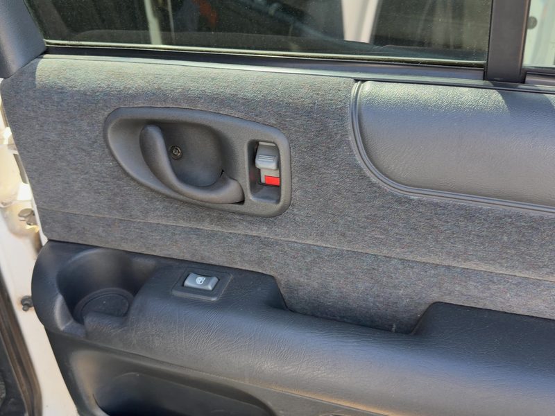 1998-2003 Blazer S10/jimmy S15 Rear Door Trim Panel RH