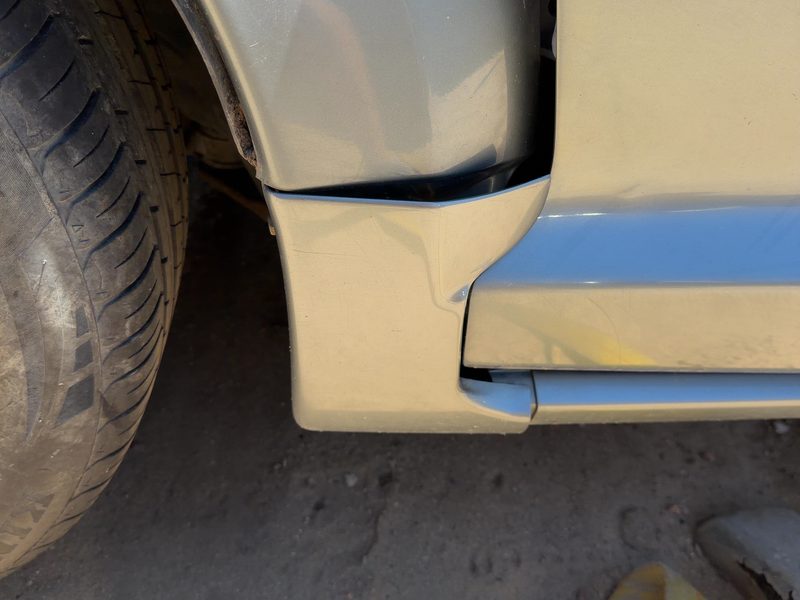 2006-2012 Mitsubishi Eclipse Fender Moulding LH