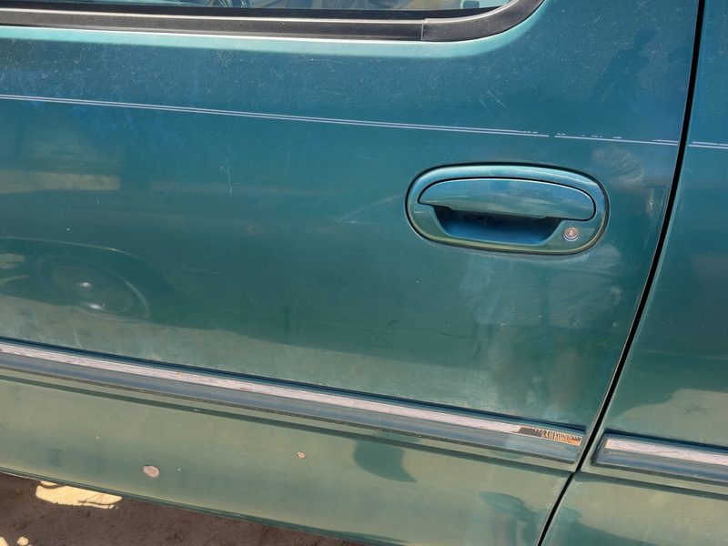 1997-1999 Ford Pickup F150 Series Front Door LH