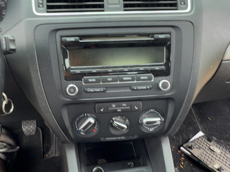 2011-2018 Jetta Except Gli Dash Panel