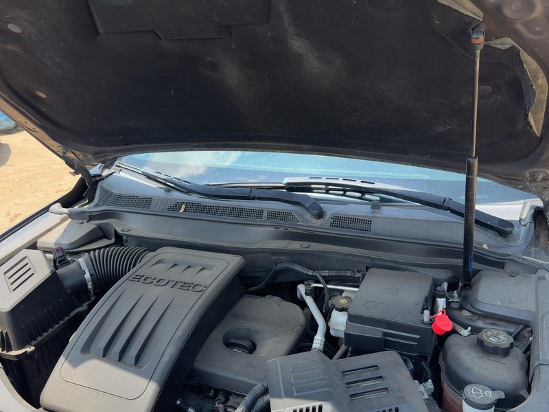 2010-2017 Chevrolet Equinox Hood Hinge RH