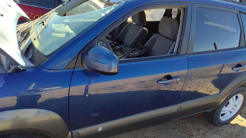 2005-2009 Hyundai Tucson Front Door LH