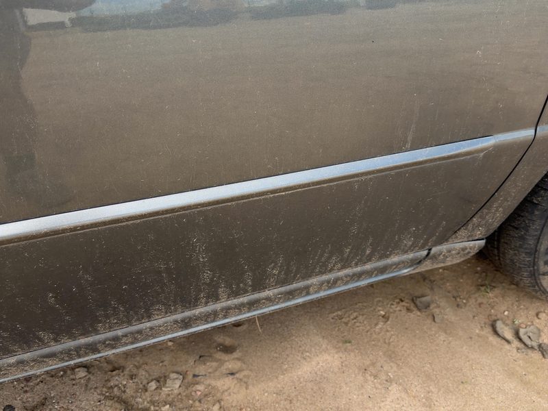 1998-2004 Cadillac Seville Front Door Moulding RH