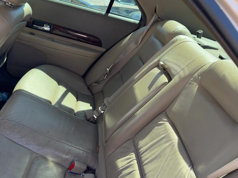 2001 Lincoln LS Rear Seat Belt RH