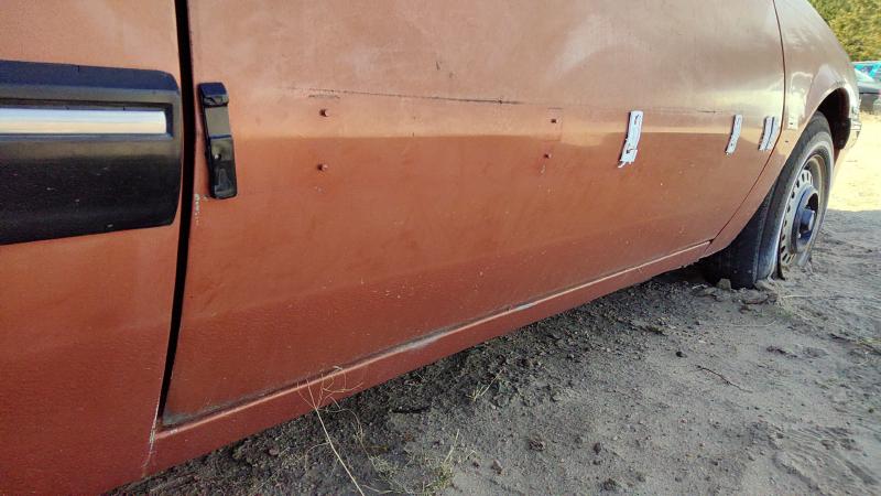 1982-1989 Pontiac Sunbird Front Door RH
