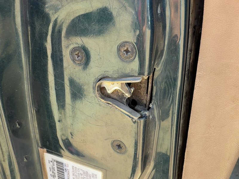 1994 Explorer Front Door Latch LH