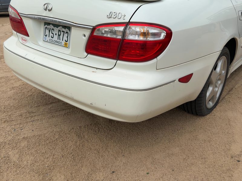 2000-2001 Infiniti I30 Rear Bumper Assembly