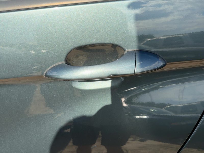 2000-2006 BMW X5 Outside Door Handle LH
