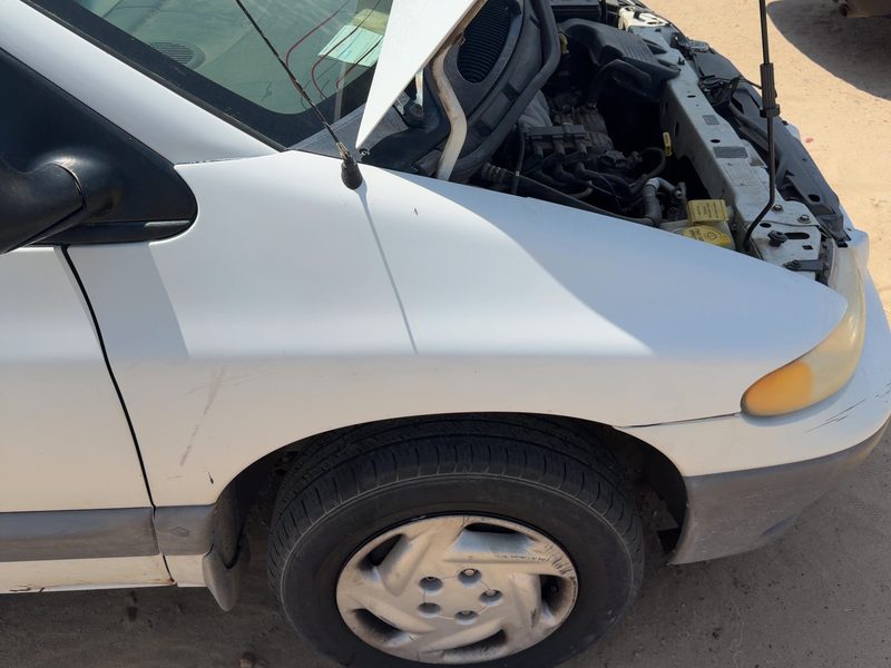 1996-2000 Chrysler Town & Country Fender RH