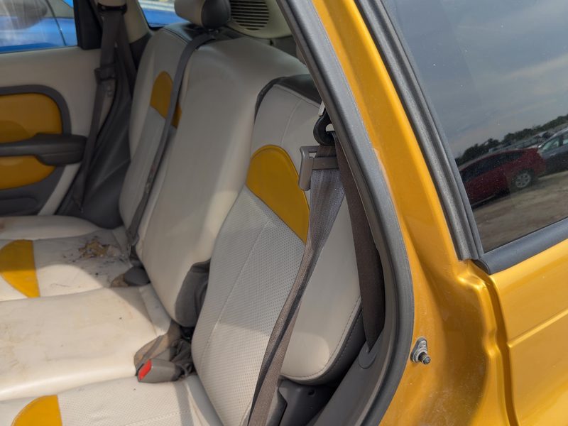 2002 Pt Cruiser Rear Seat Belt RH