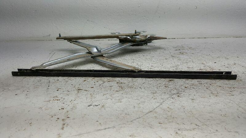 2003-2012 Ford F250 Super Duty Pickup Front Door Regulator LH