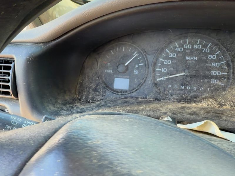 2000 Chevrolet Venture Dash Panel