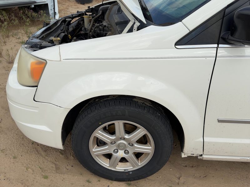 2008-2020 Chrysler Town & Country Fender LH