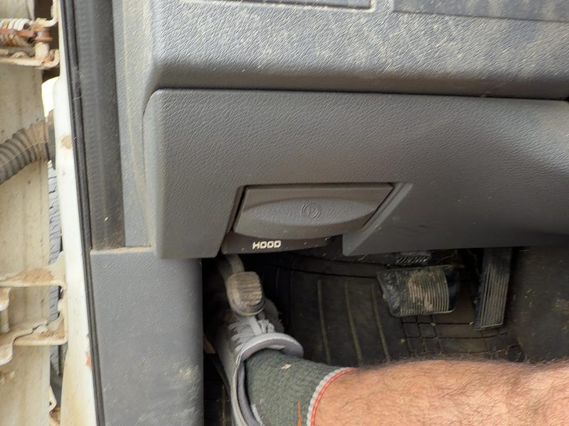 2005-2007 Dodge Dakota (mid-size) Dash Panel