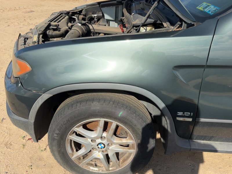 2004-2006 BMW X5 Fender LH