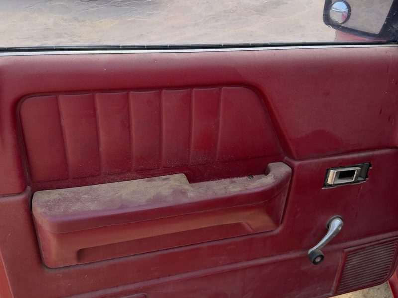1991 Dodge Dakota (mid-size) Front Door Trim Panel LH