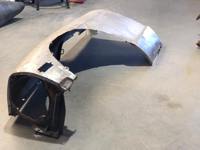 1970-1978 Nissan 240z Fender LH