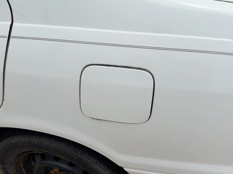 1997-2001 Toyota Camry Fuel Tank Door