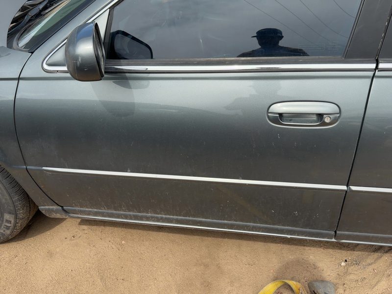 1998-2004 Cadillac Seville Front Door LH