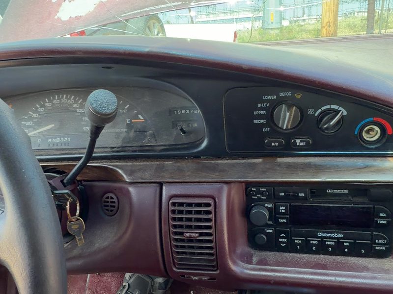 1994-1995 Oldsmobile Eighty-eight (80 & Up) Dash Panel