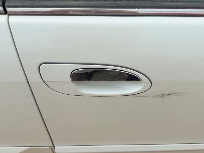 2000-2001 Infiniti I30 Outside Door Handle RH