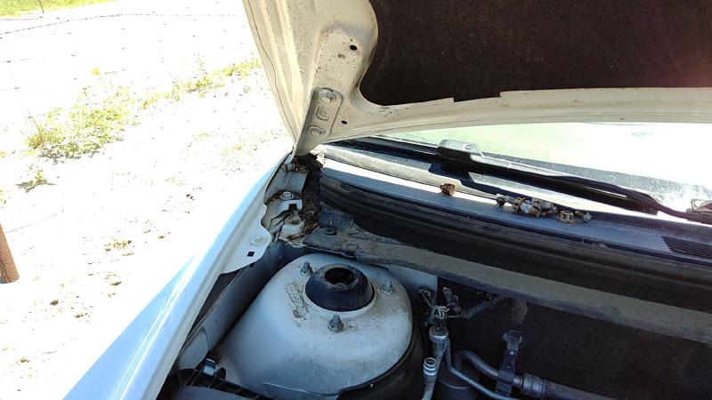 2009-2012 Malibu Hood Hinge RH