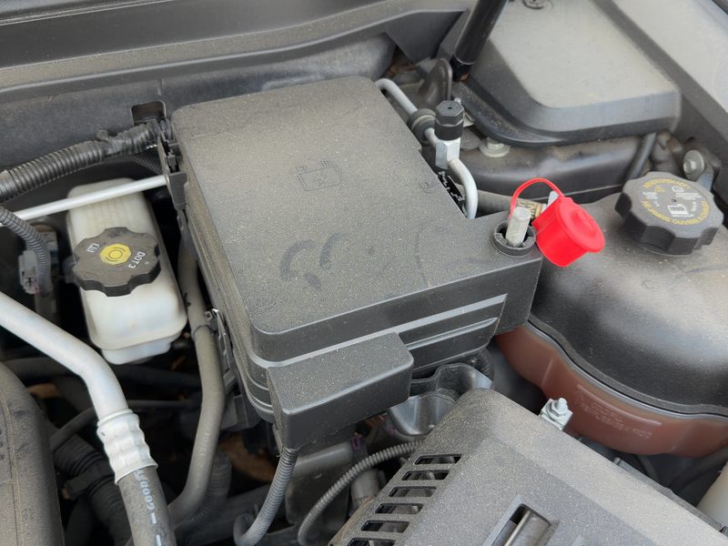 2013-2016 Chevrolet Equinox Engine Fuse Box