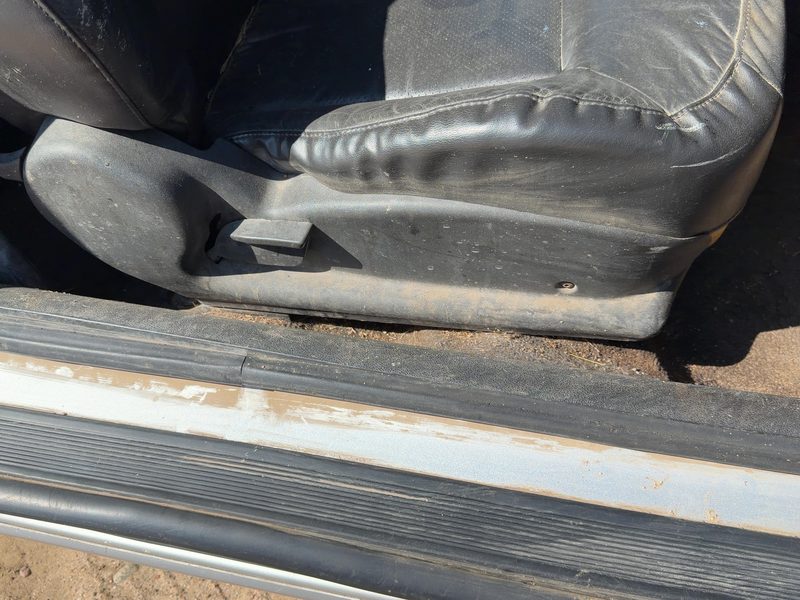 2008 Chevrolet Cobalt Seat Track RH