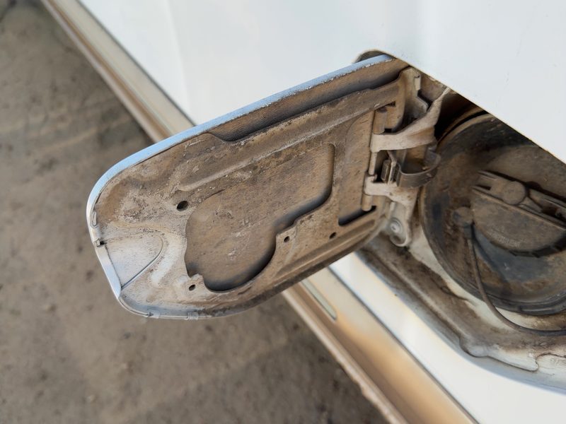 1996 Mercury Villager Fuel Tank Door
