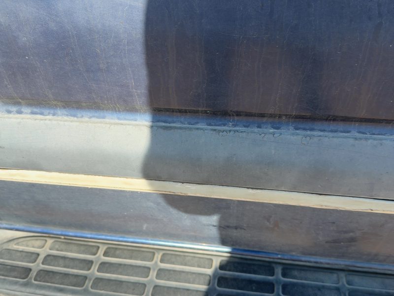 2000-2004 Chevy/gmc Suburban 1500 Series Rear Door Moulding RH
