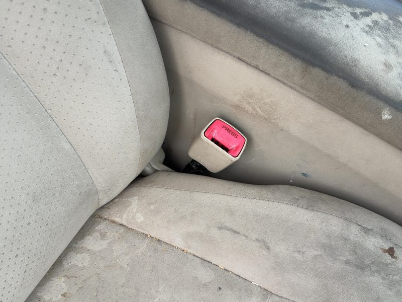2004-2005 Toyota Prius Front Seat Belt RH