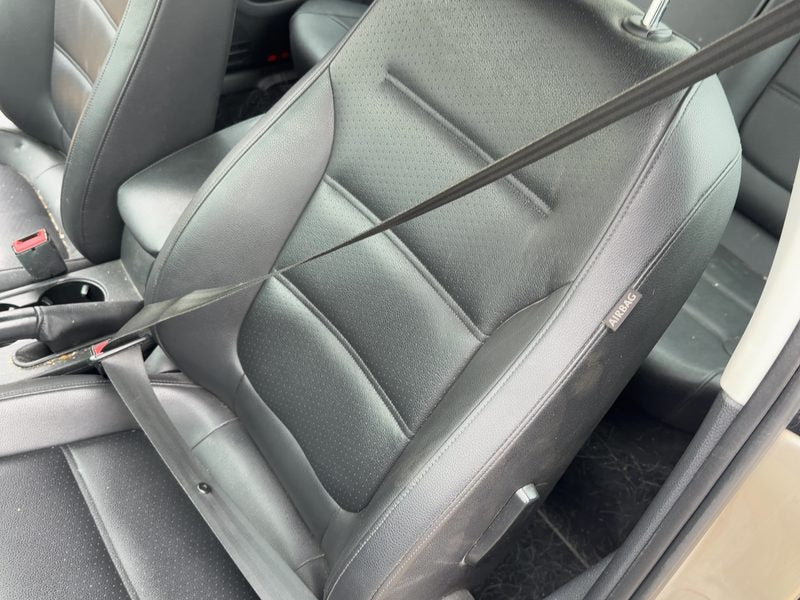 2011-2018 Jetta Except Gli Front Seat Belt LH