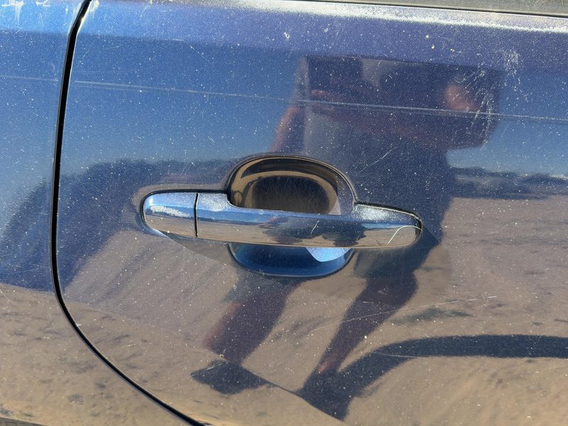 2003-2008 Toyota Matrix Outside Door Handle RH