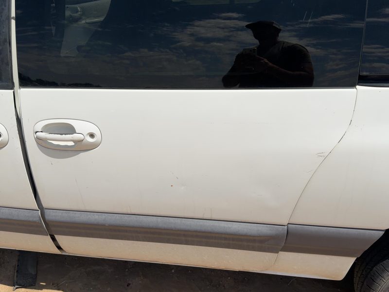 1996-2000 Chrysler Town & Country Rear Door LH