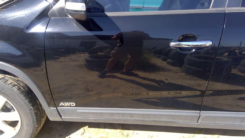 2011-2015 Kia Sorento Front Door LH