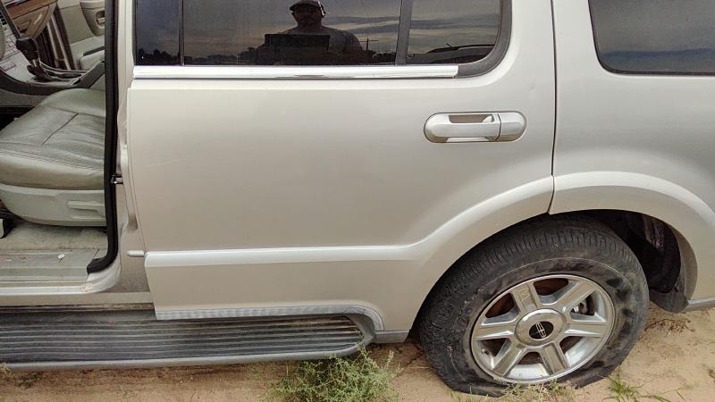 2003-2005 Lincoln Aviator Rear Door LH