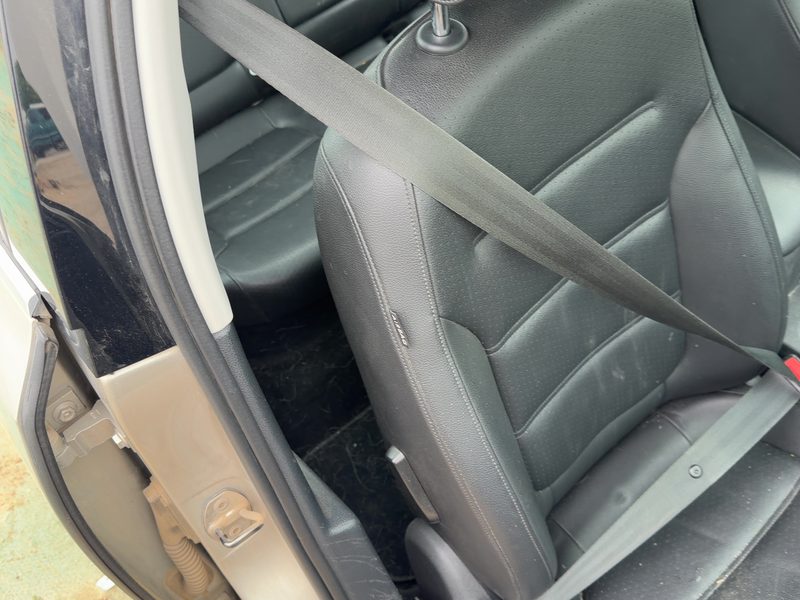 2011-2018 Jetta Except Gli Front Seat Belt RH