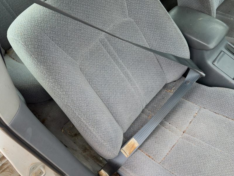 2000-2001 Toyota Camry Front Seat Belt RH