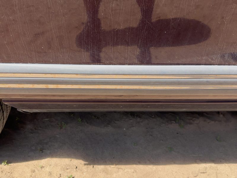 1994 Oldsmobile Eighty-eight (80 & Up) Rear Door Moulding RH