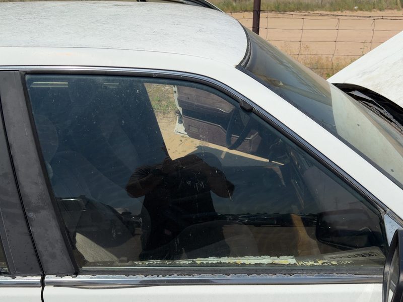 1986-1989 Honda Accord Front Door Glass/Window RH