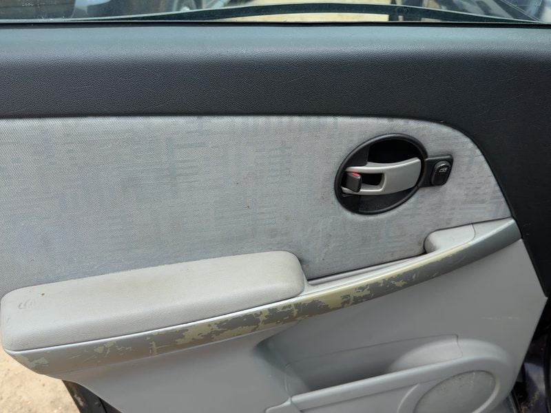 2006 Chevrolet Equinox Rear Door Trim Panel LH