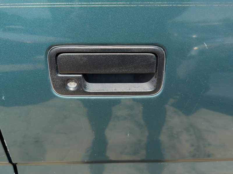 1995 Isuzu Rodeo Outside Door Handle RH