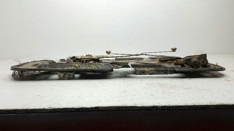 1988-2002 Chevrolet Pickup 1500 Series Front Door Regulator RH