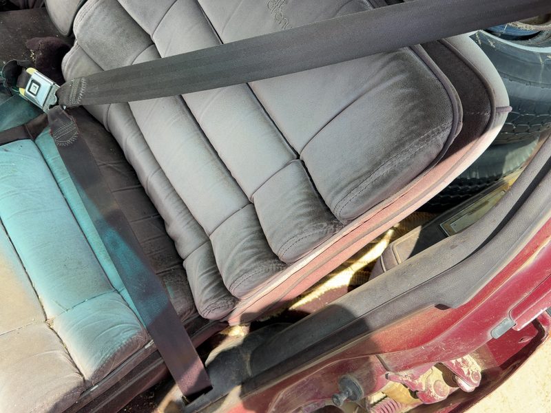 1986 Buick Park Avenue (80&up) Front Seat Belt LH