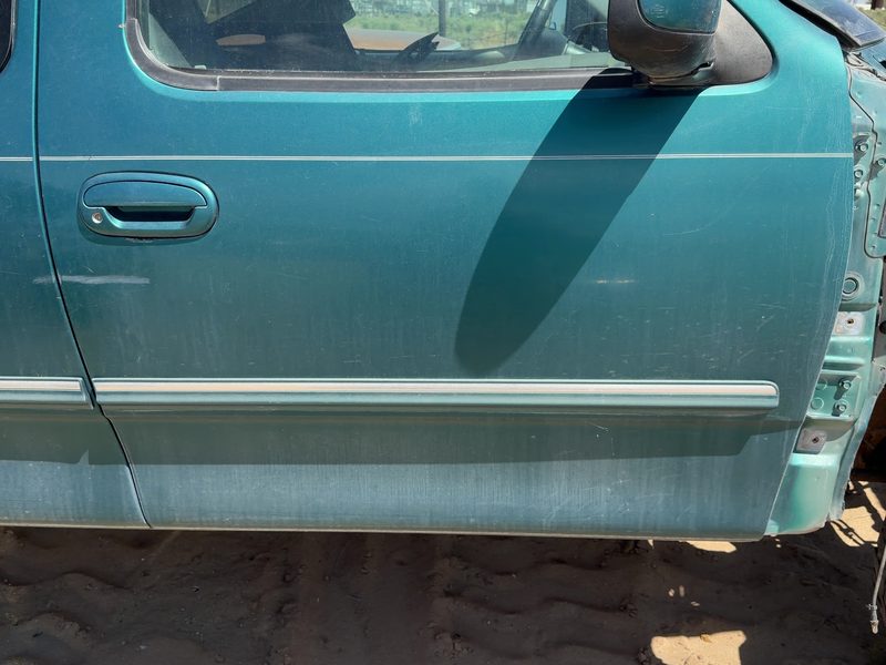 1997-1999 Ford Pickup F150 Series Front Door RH
